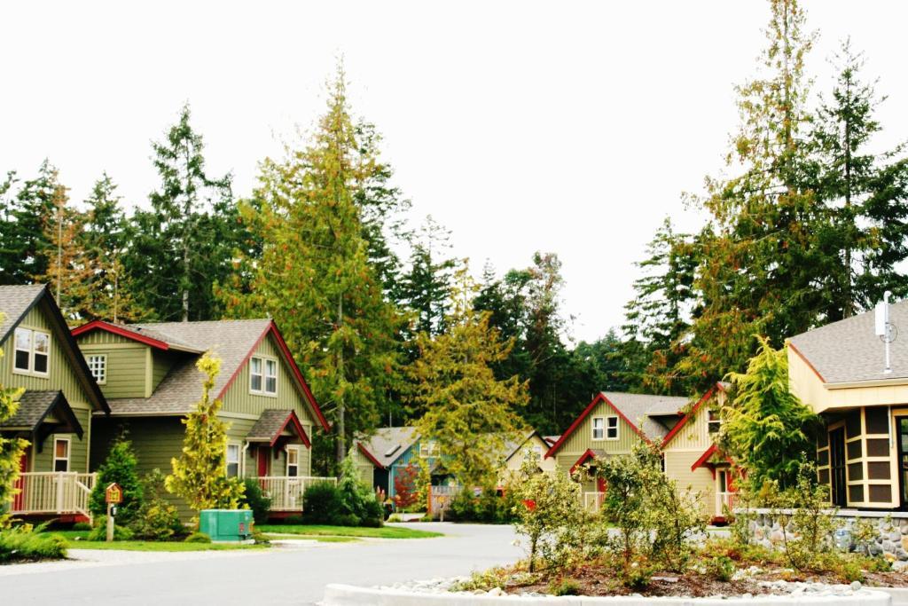 Oceanside Village Resort Parksville Exteriér fotografie