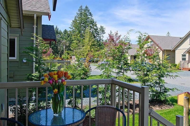 Oceanside Village Resort Parksville Exteriér fotografie